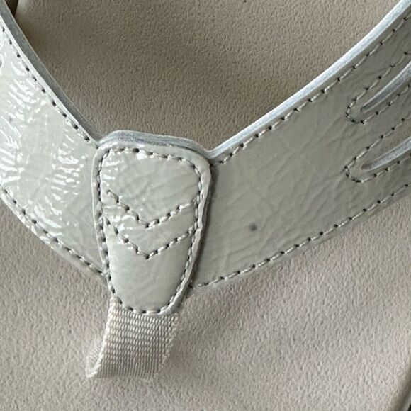 Vionic Alta Cream Sandals Elegant Minimalist Design Sandal Women’s Size 6M - Picture 10 of 10